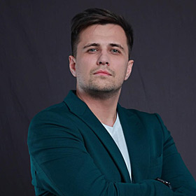 Роман Сафонов