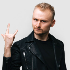 Женя Синяков